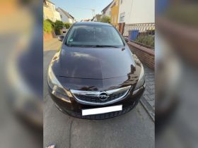 Opel Astra Sports Tourer J CDTI