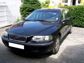 Volvo V70 2.4