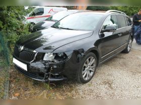 Skoda Superb 2.0 TDI Combi