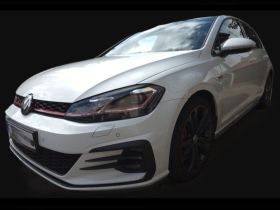 VW Golf GTI VII 2.0 TSI