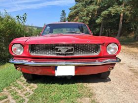 Ford Mustang 4.8