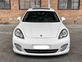 Porsche Panamera 4.8