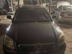 Toyota Avensis 2.2