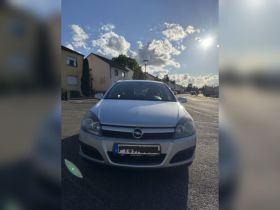 Opel Astra H